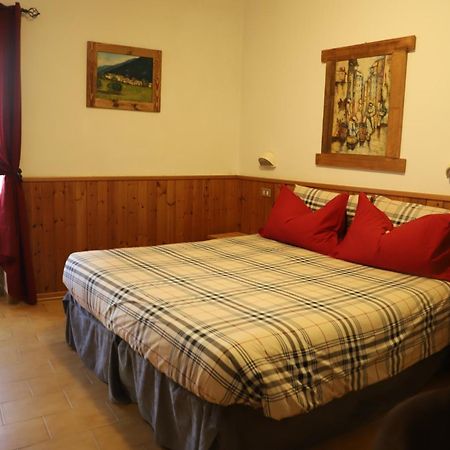 Hotel Bucaneve Pre-Saint-Didier Bagian luar foto
