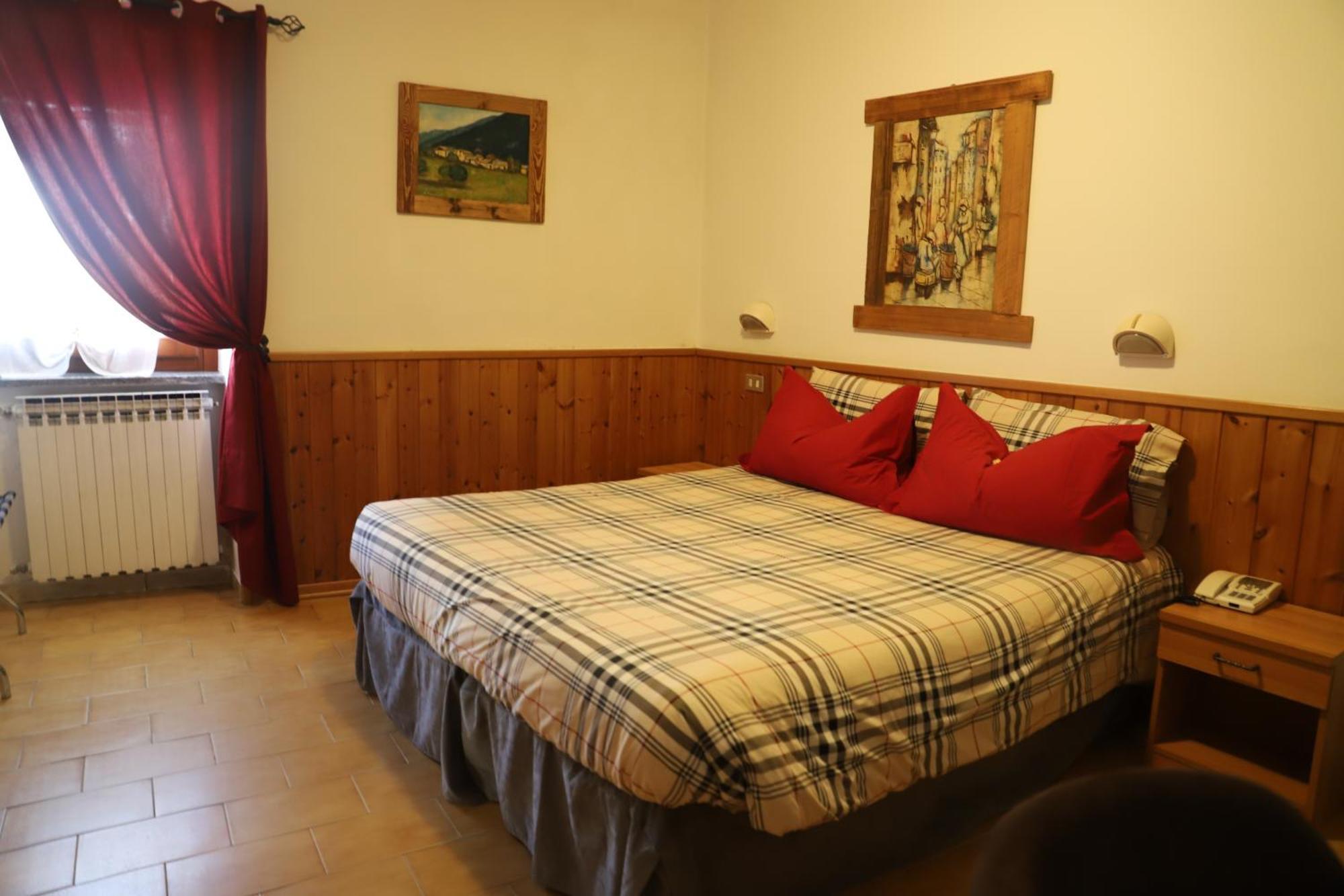 Hotel Bucaneve Pre-Saint-Didier Bagian luar foto