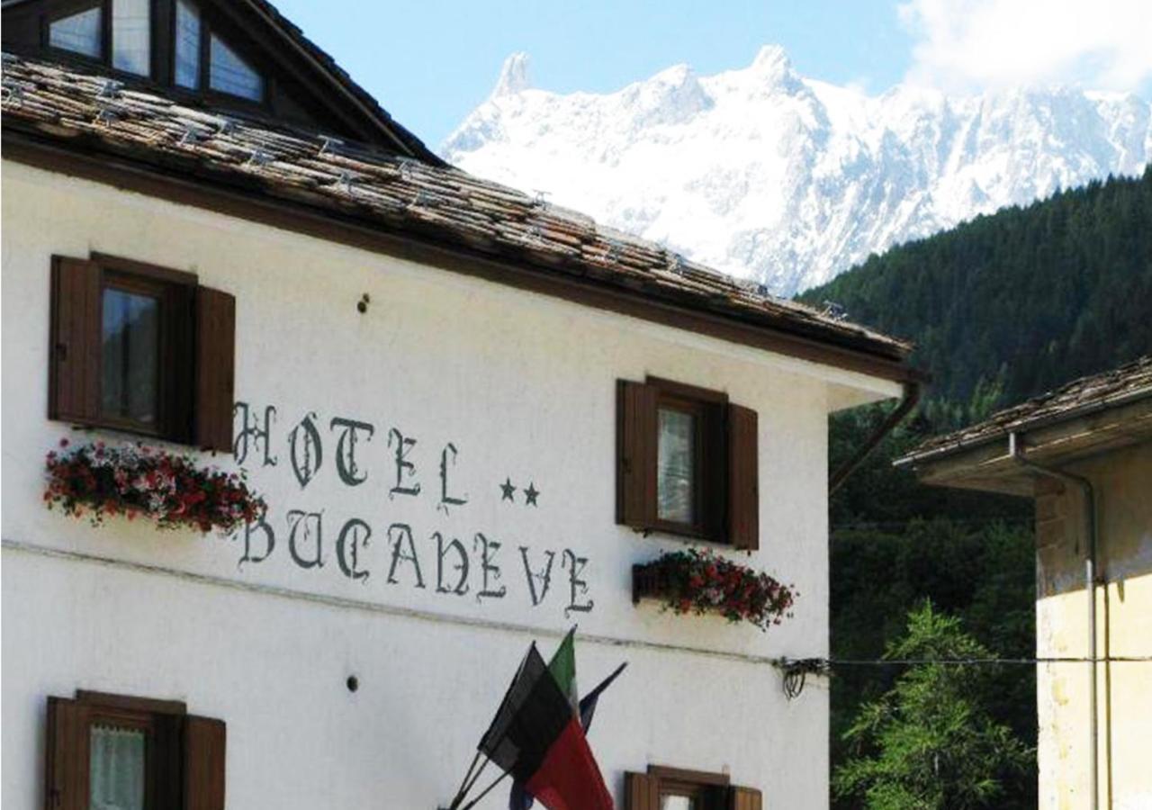 Hotel Bucaneve Pre-Saint-Didier Bagian luar foto