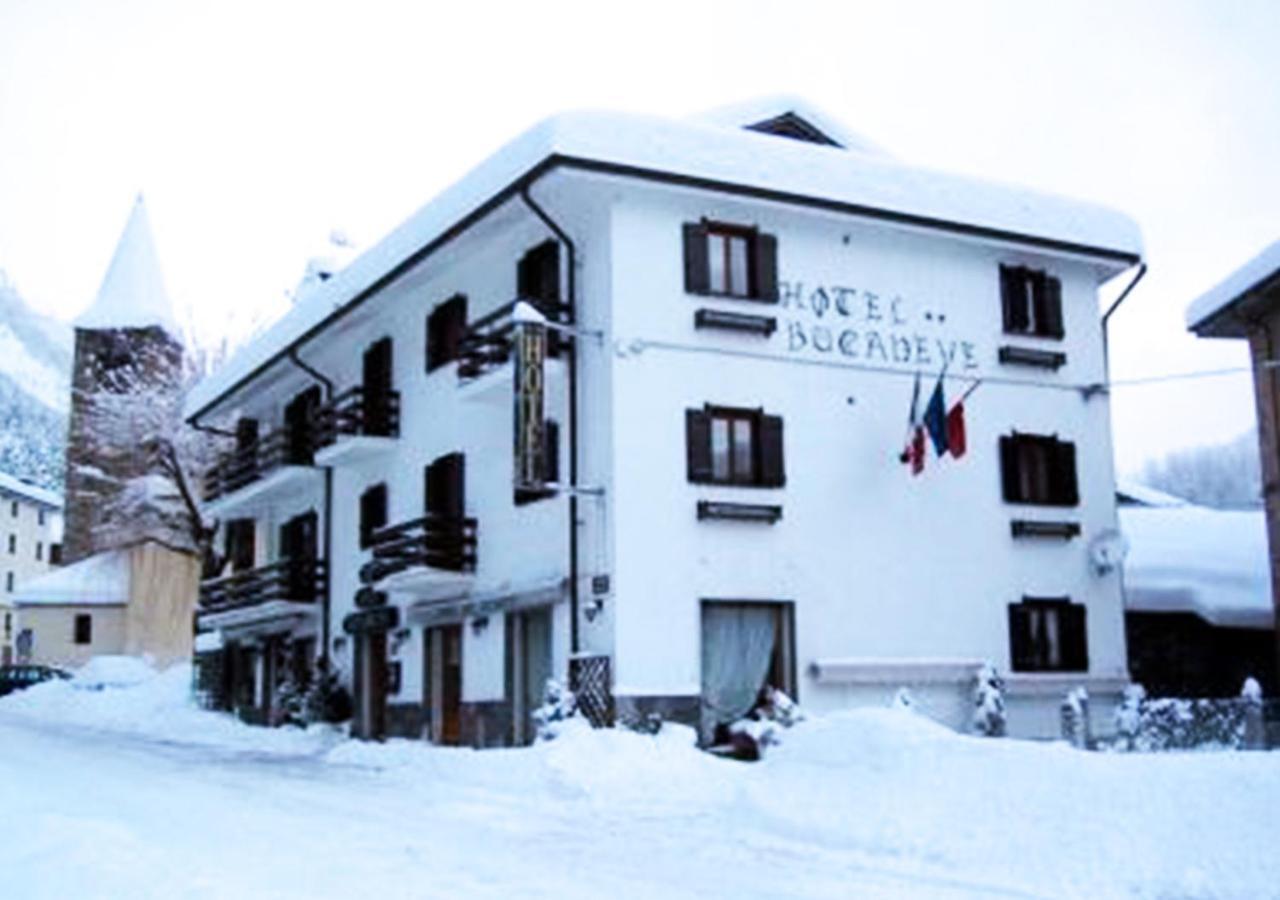 Hotel Bucaneve Pre-Saint-Didier Bagian luar foto