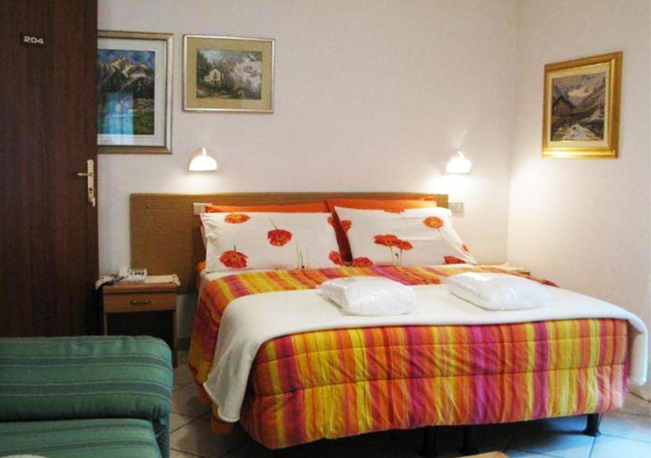 Hotel Bucaneve Pre-Saint-Didier Bagian luar foto