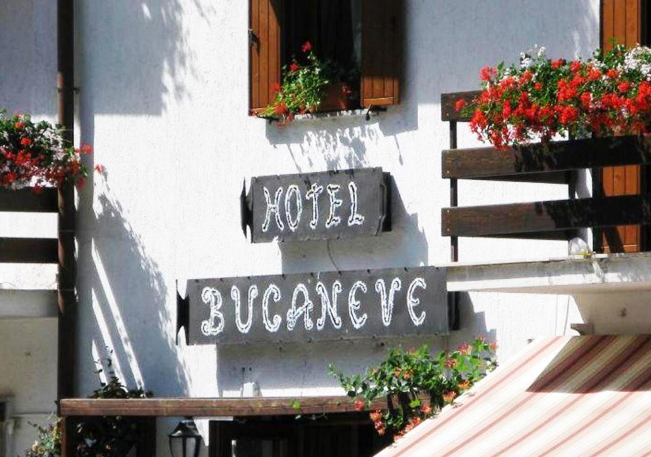 Hotel Bucaneve Pre-Saint-Didier Bagian luar foto