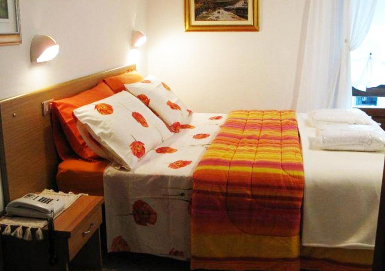 Hotel Bucaneve Pre-Saint-Didier Bagian luar foto
