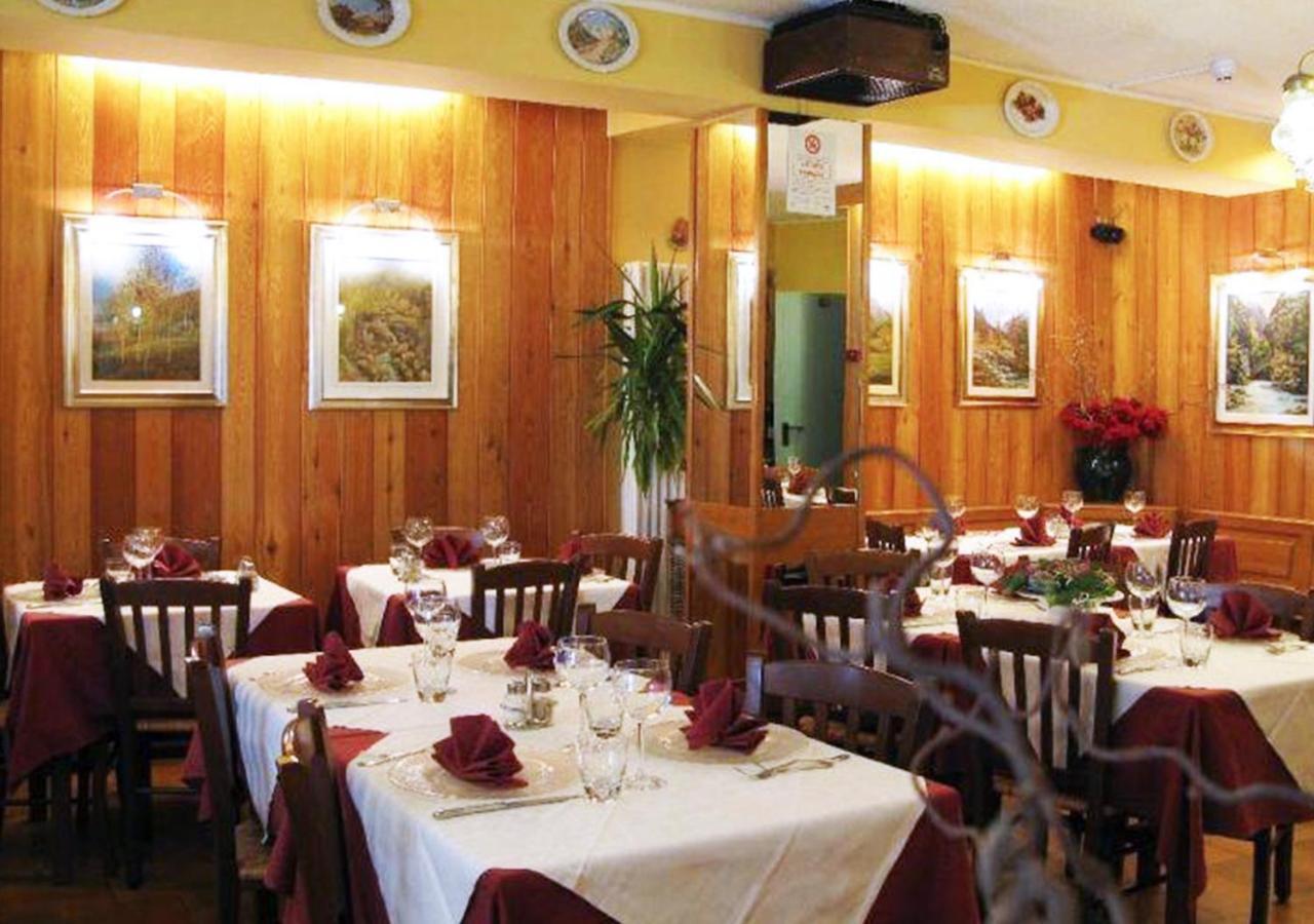 Hotel Bucaneve Pre-Saint-Didier Bagian luar foto